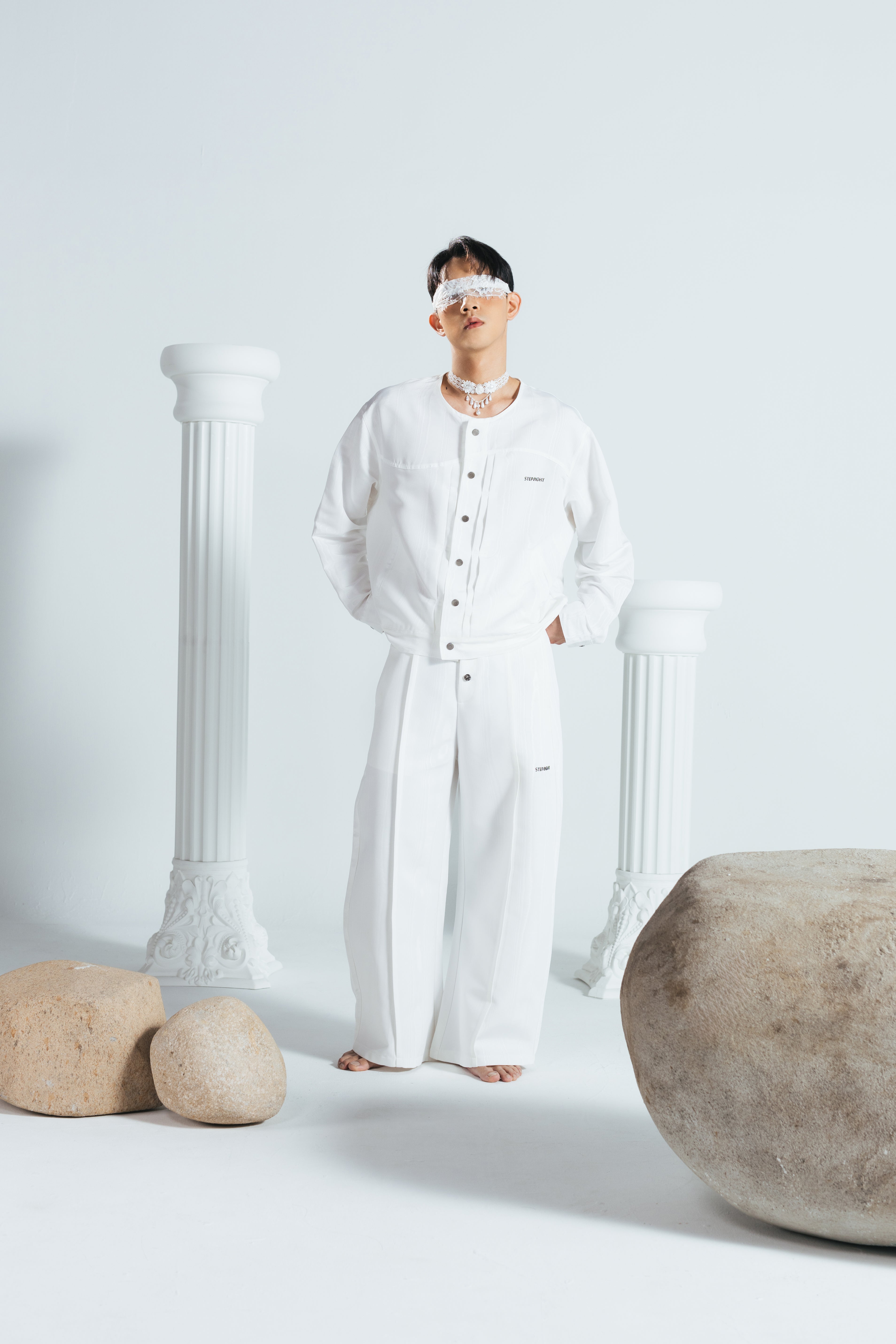 RIPPLE WHITE MOIRE LONG PANTS