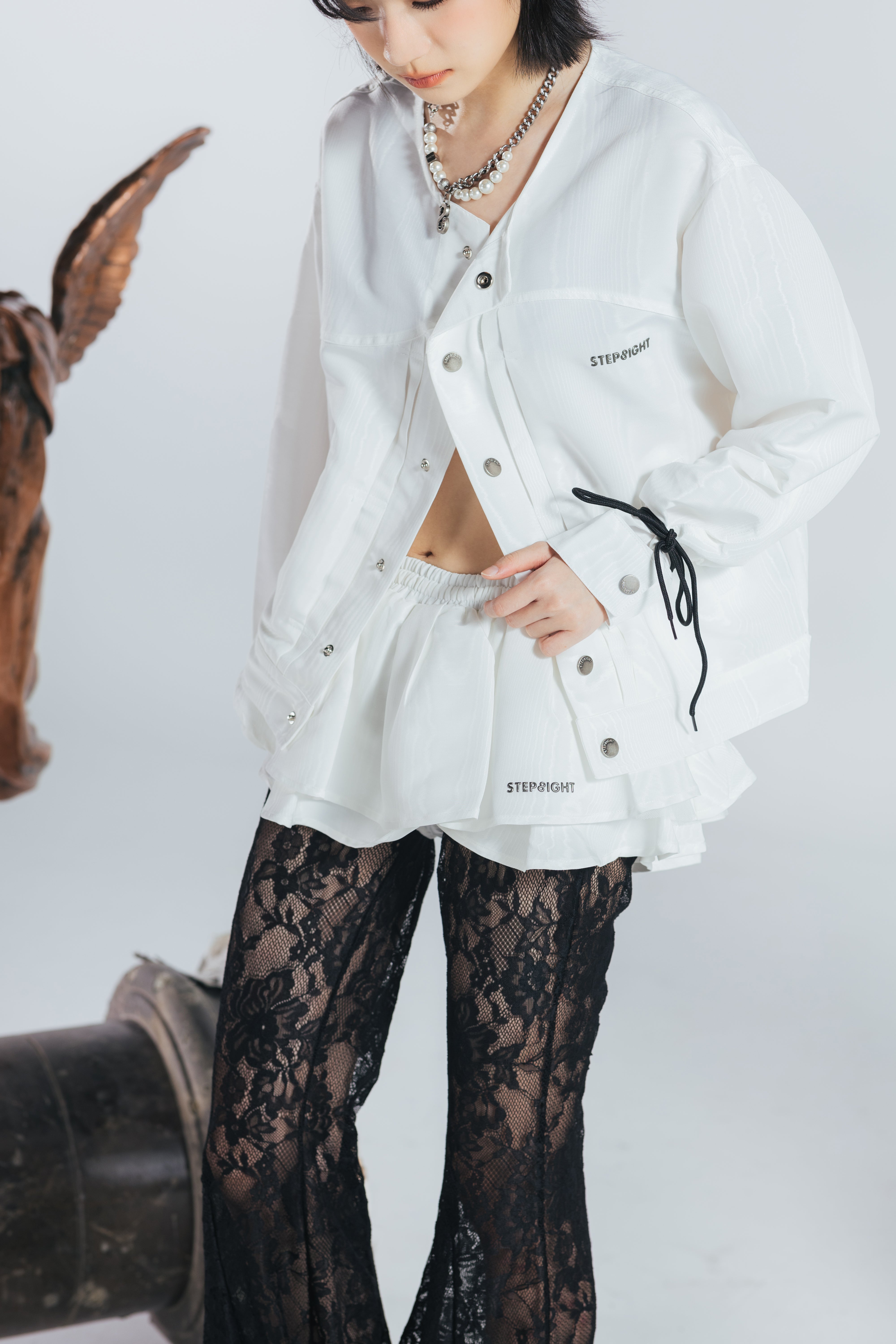 RIPPLE WHITE MOIRE MINI SKIRT