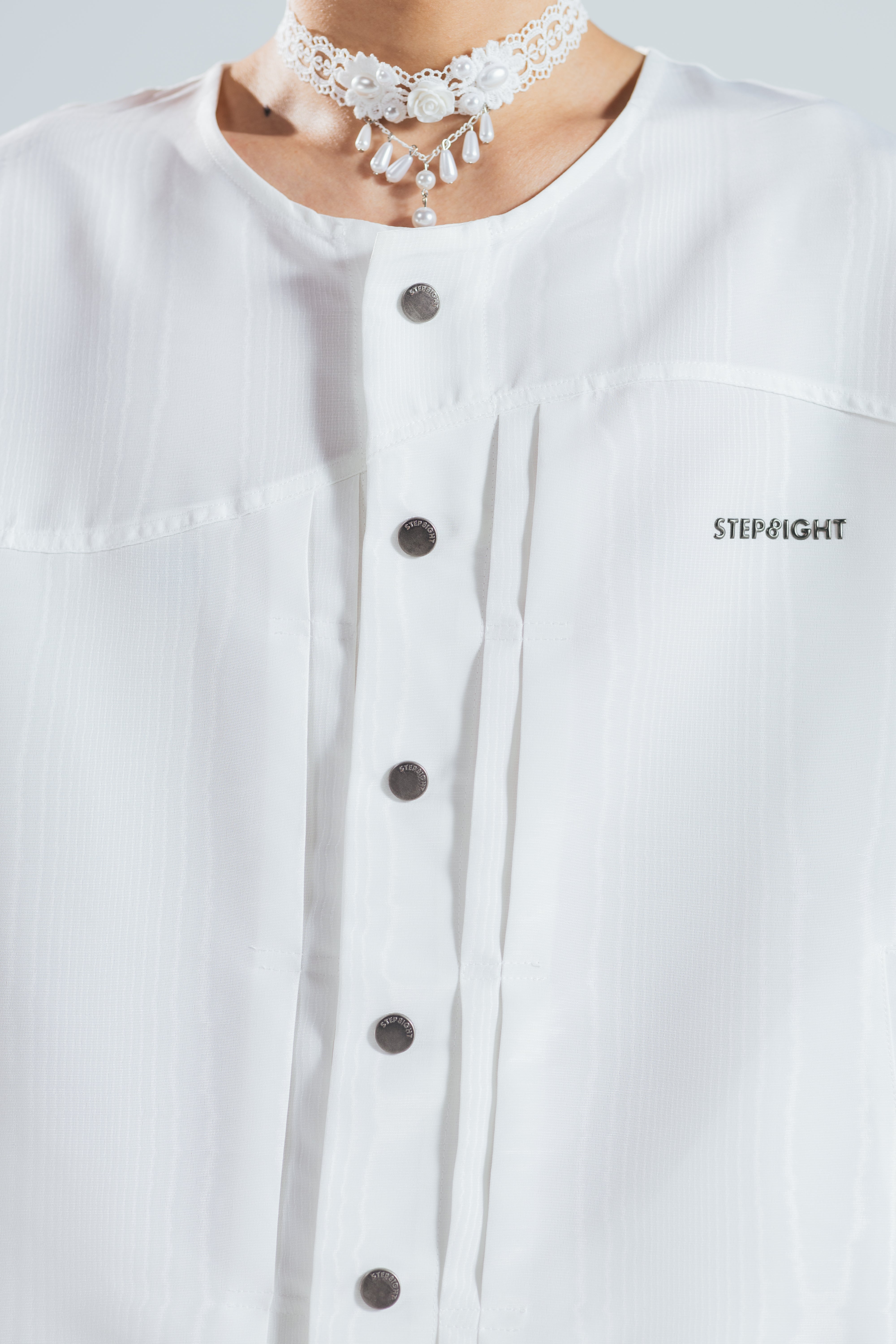 RIPPLE WHITE MOIRE JACKET