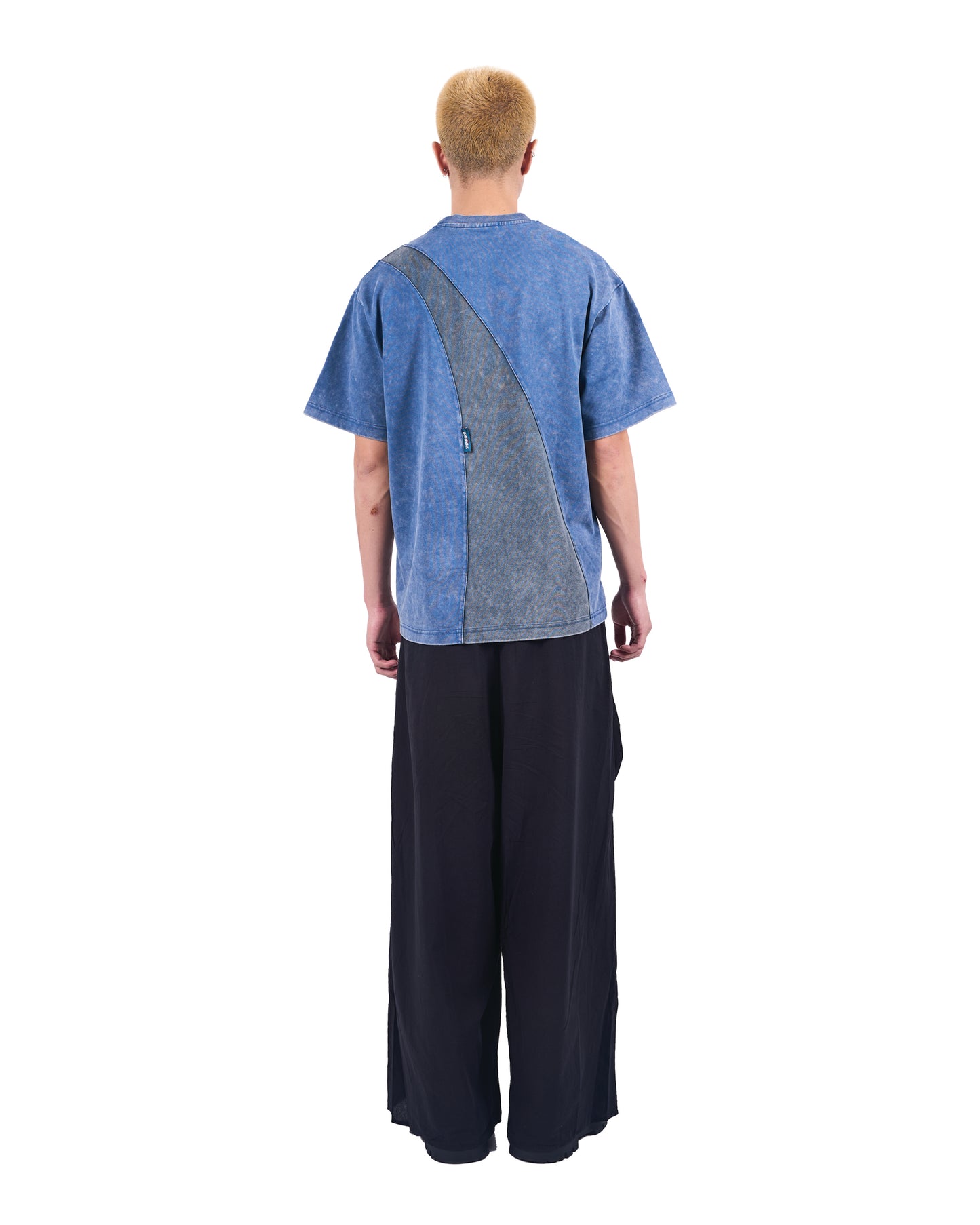 CERULEAN BLUE CURVE TEE
