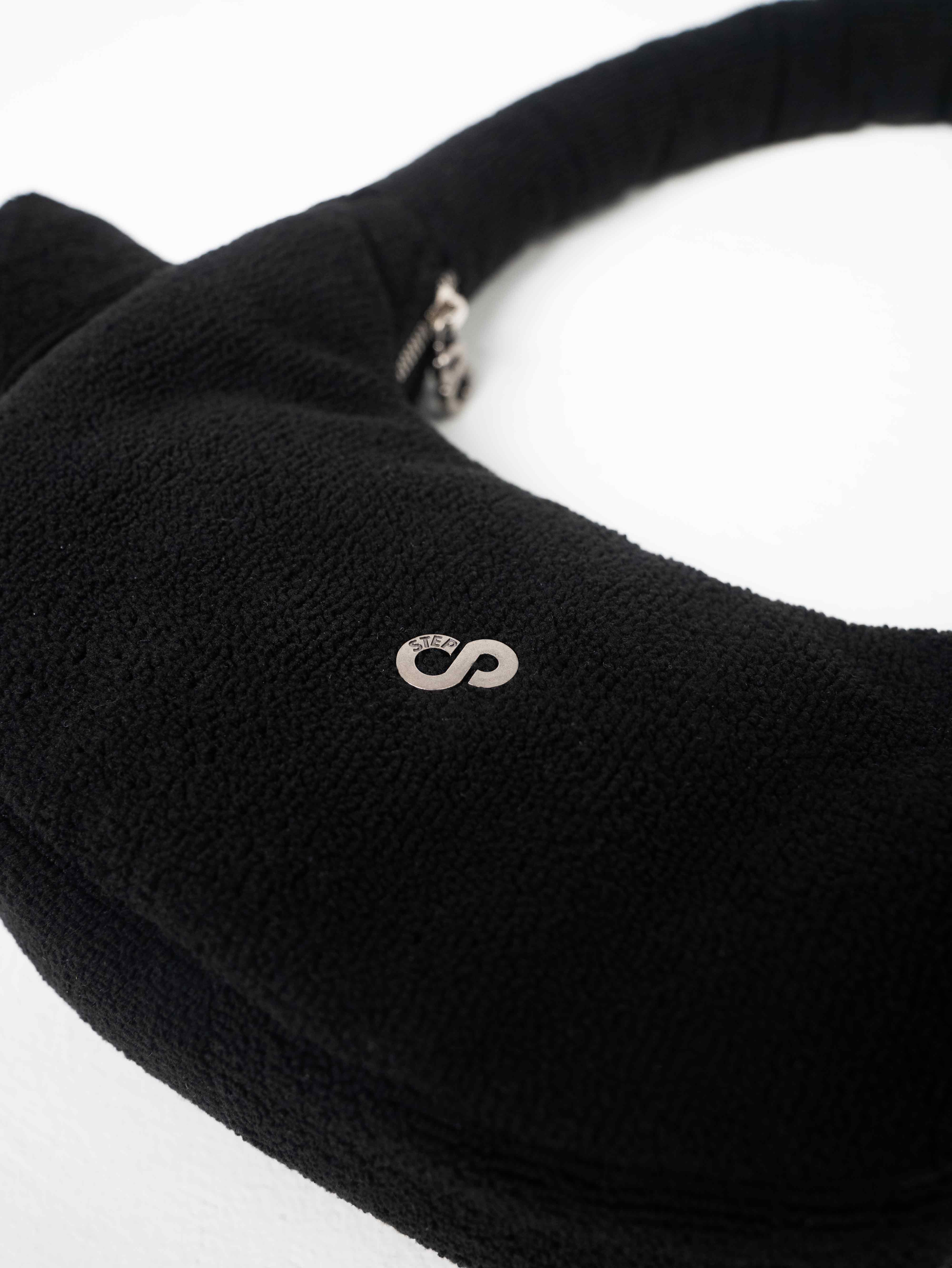 BLACK TOWEL BAG