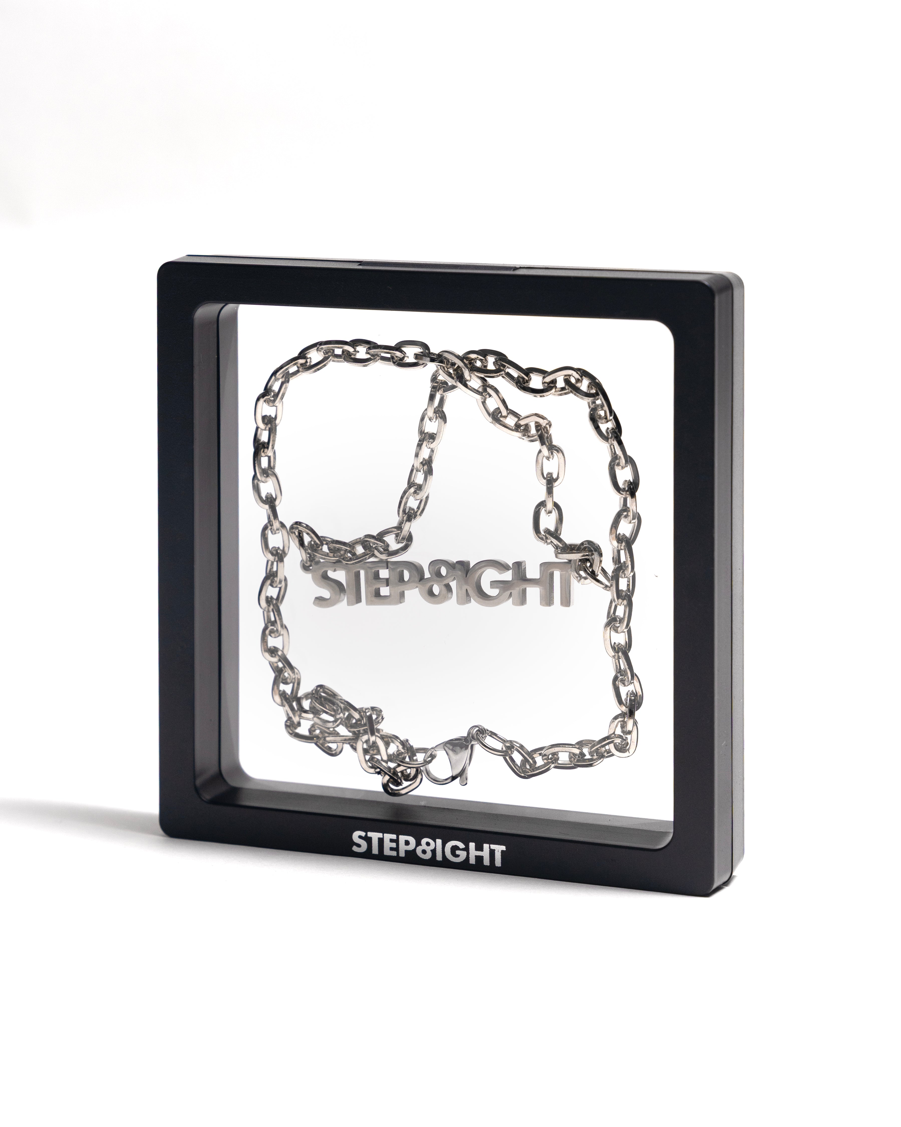STEP8IGHT BOLD NECKLACE