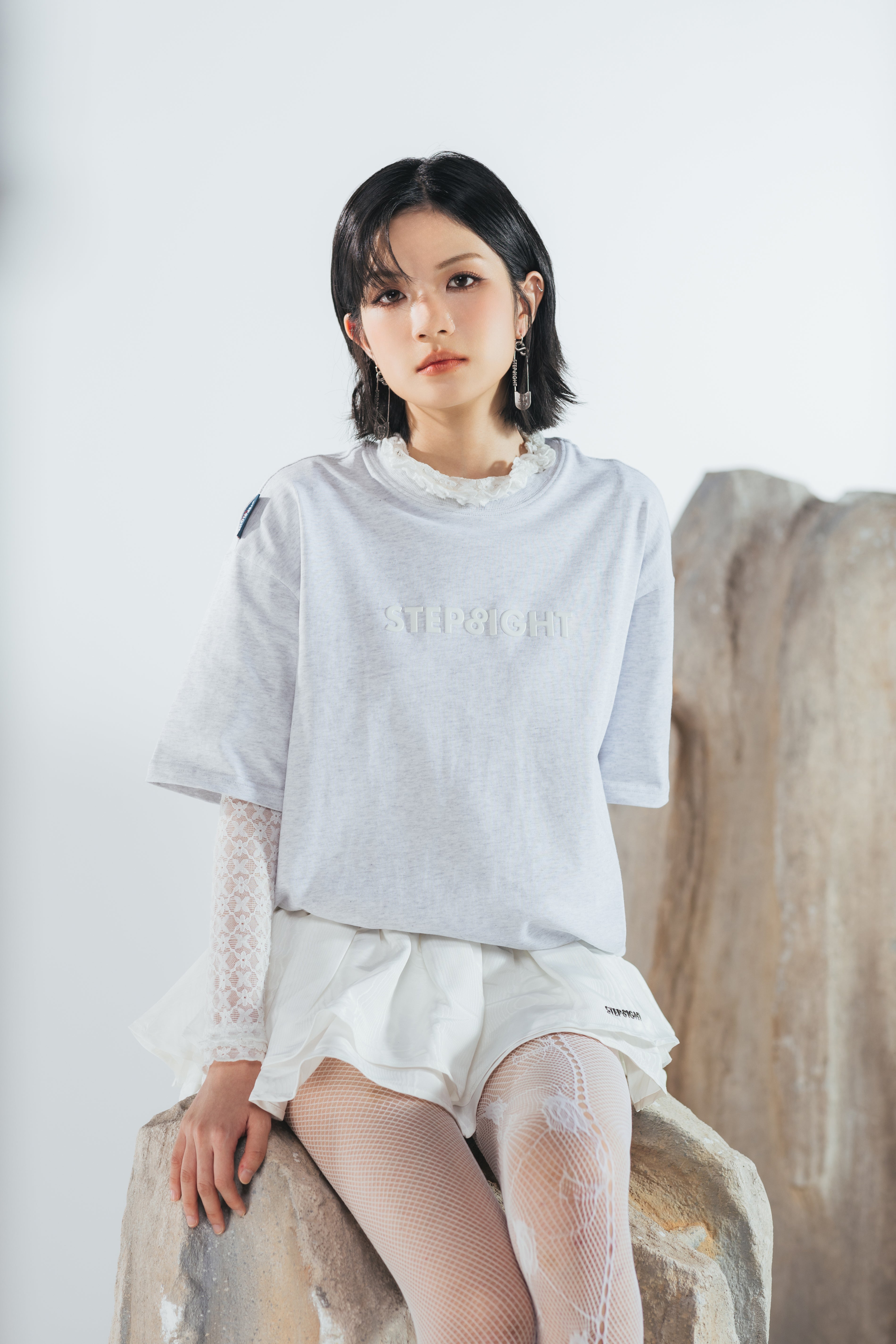 GARGOYLE GRAY S8 TEE