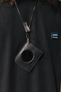 BLACK MIRROR CARDHOLDER