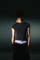 BLACK FITTED MONO TEE