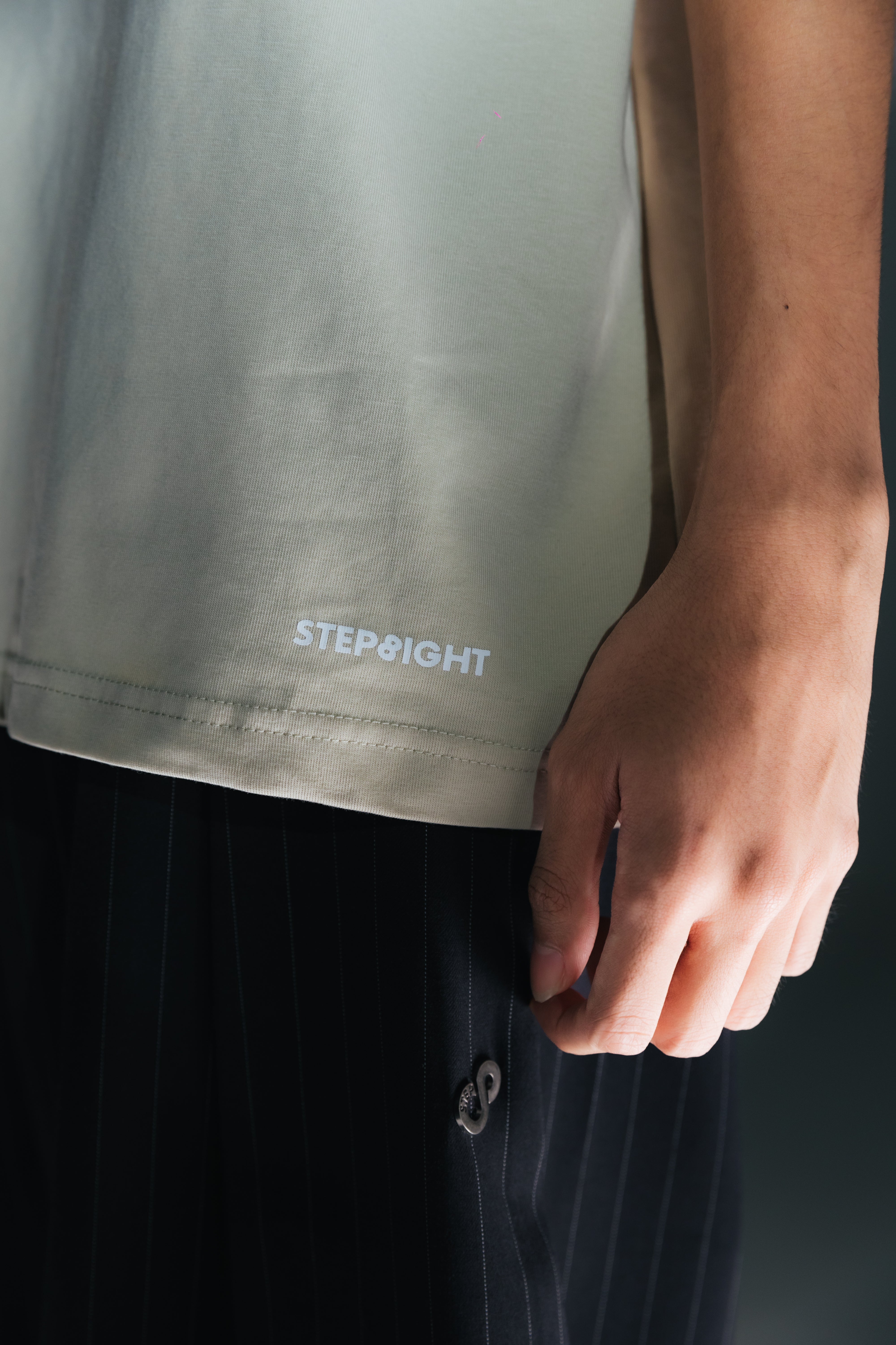 BEIGE MONO TEE