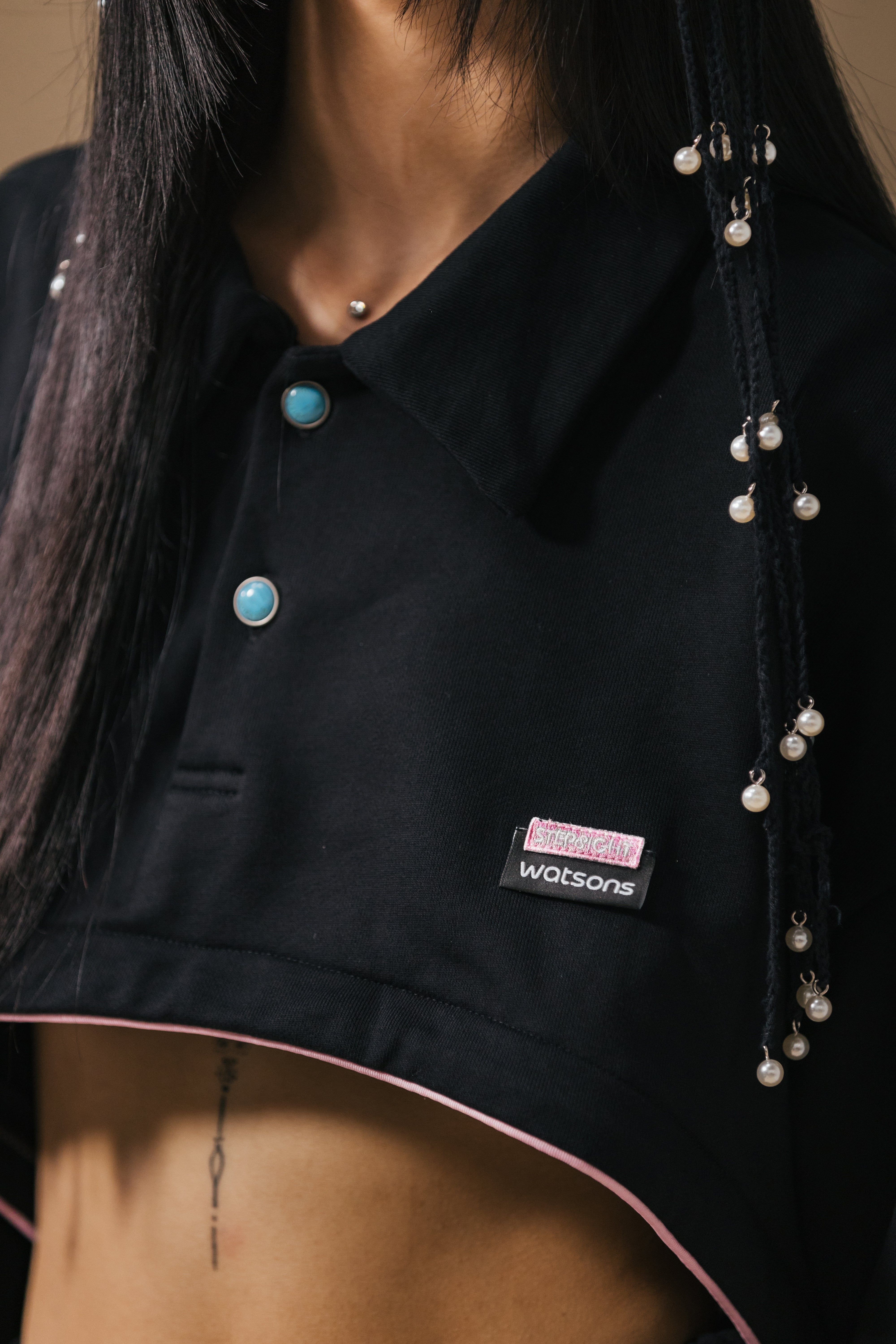 BRICK BLACK CONVERTIBLE SWEATER