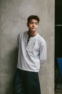 WHITE TANGLE LONG SLEEVE