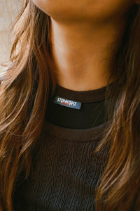 BLACK SOLACE CROP