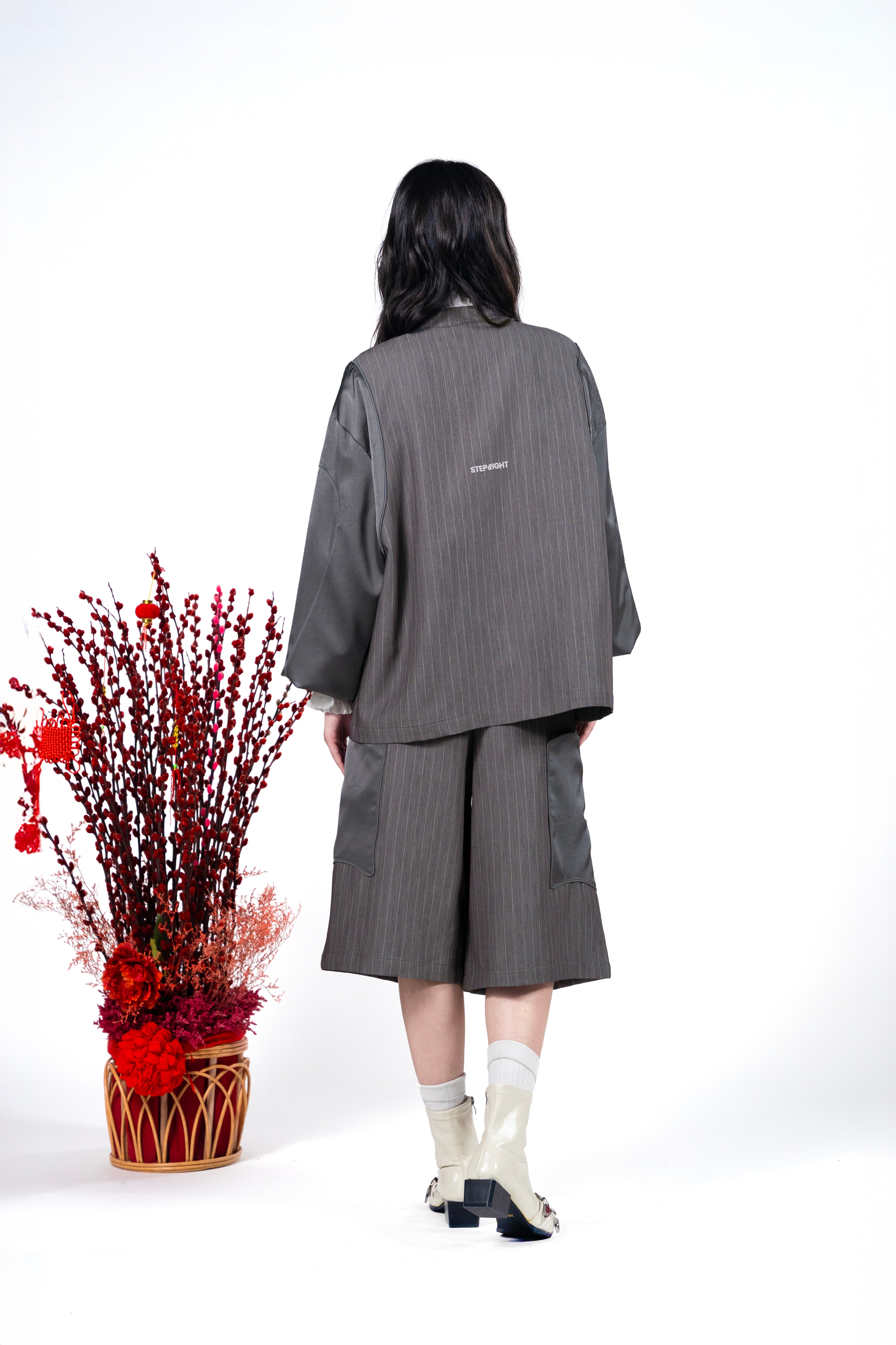 GRAY AUSPICE JACKET